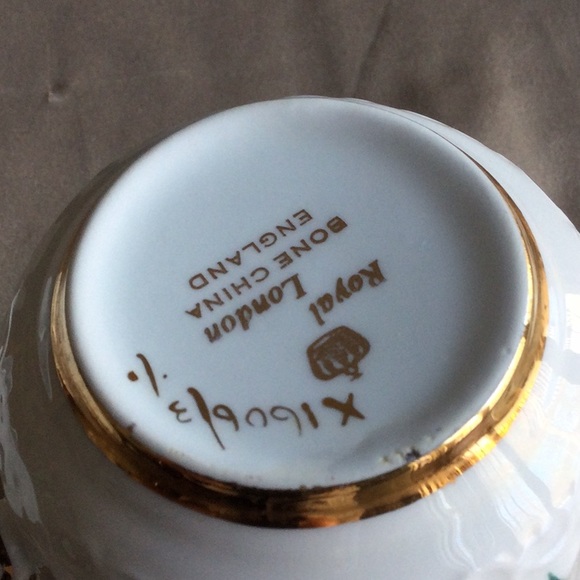 Vintage Royal London Cup& Saucer - Picture 4 of 5